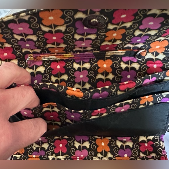 Used Vera Bradley Wallet - Picture 6 of 12